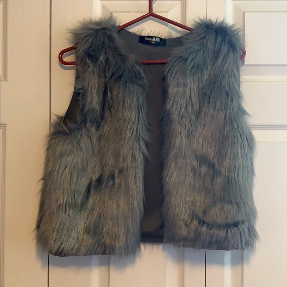 Fur vest